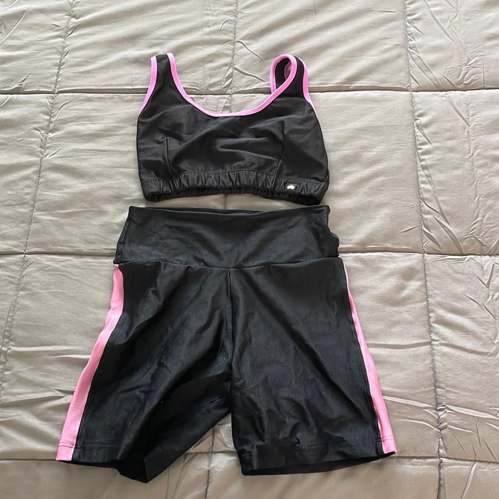 Booty By Brabants Black and Pink Set